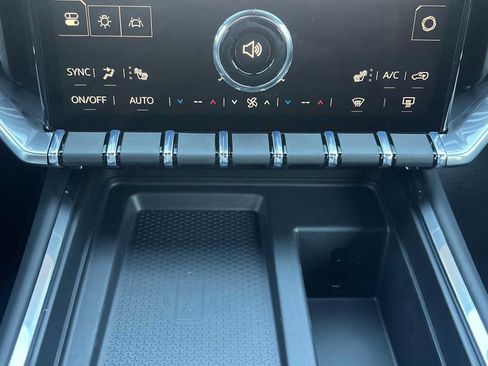 New 2026 GMC Acadia Elevation w/ Black Edition FWD image 7