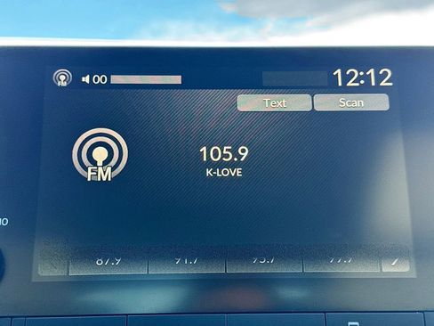 Used 2024 Honda HR-V LX image 18