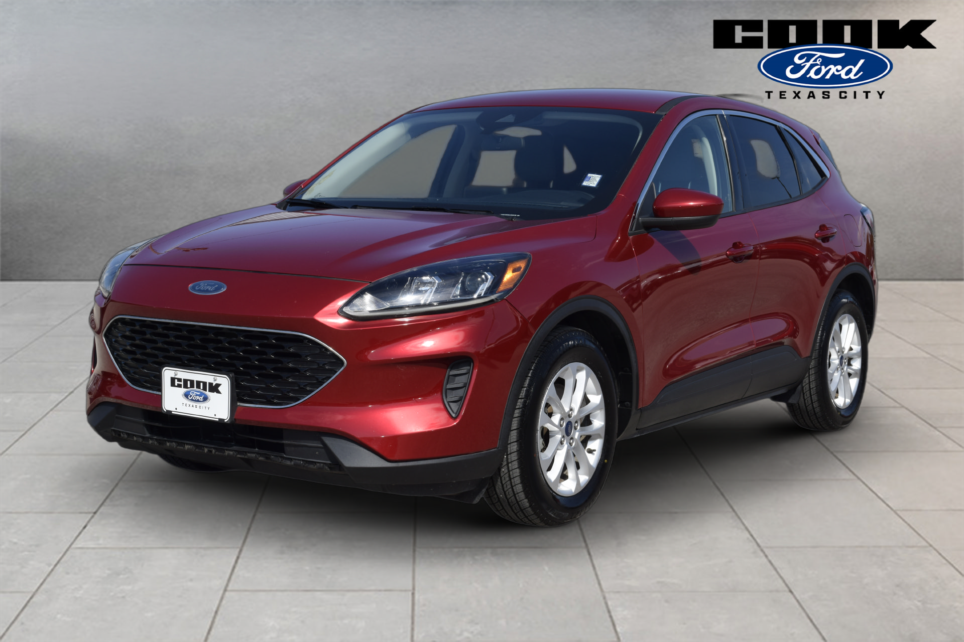 Used 2020 Ford Escape SE FWD image 1