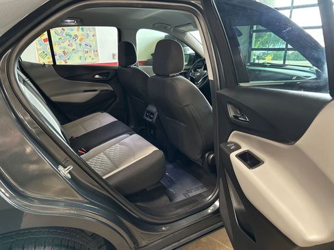 Used 2019 Chevrolet Equinox LT image 12