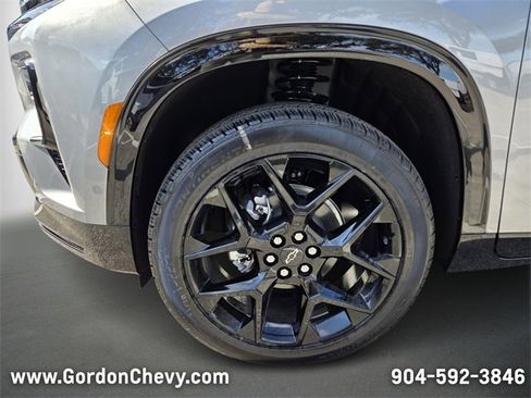 New 2026 Chevrolet Traverse RS image 13