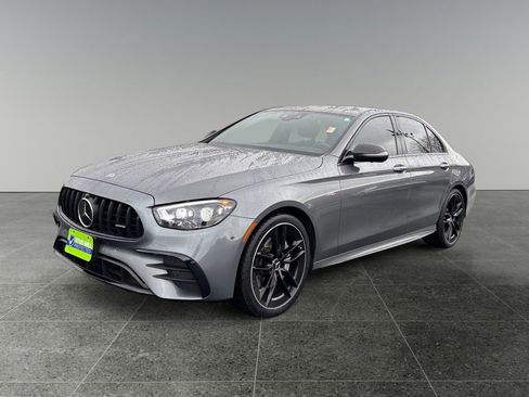Used 2022 Mercedes-Benz E 53 AMG 4MATIC Sedan image 3
