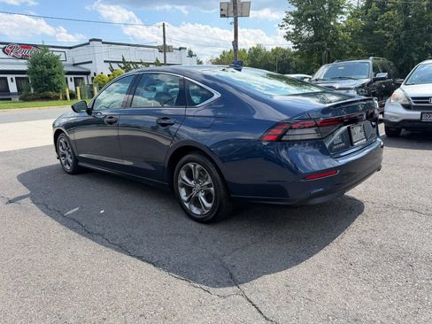 Used 2023 Honda Accord EX image 5