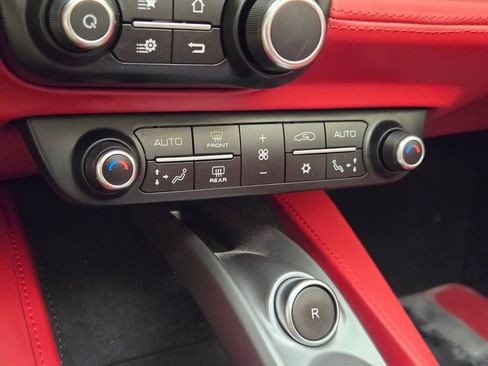 Used 2023 Ferrari Portofino M RWD image 40