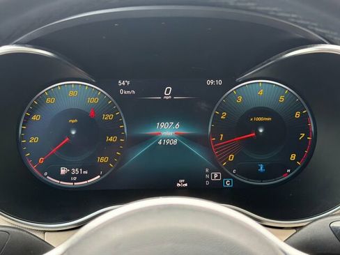 Used 2023 Mercedes-Benz GLC 300 4MATIC Coupe image 32