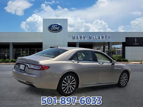 Used 2020 Lincoln Continental w/ Premium Package FWD image 5