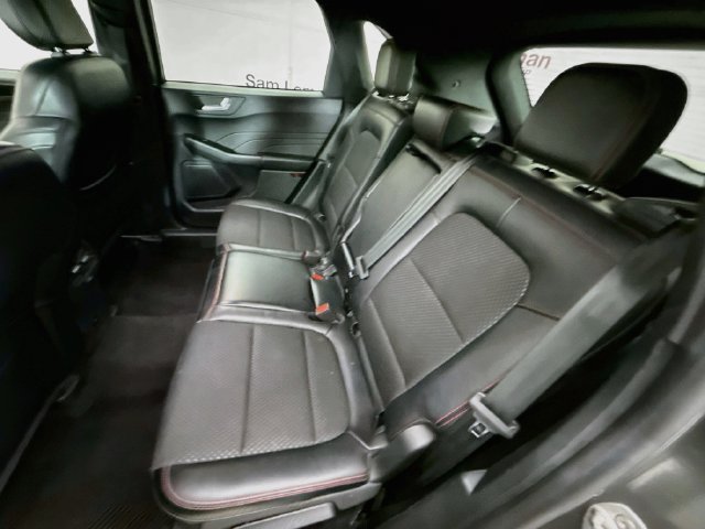 Certified 2025 Ford Escape ST-Line AWD/4WD image 22