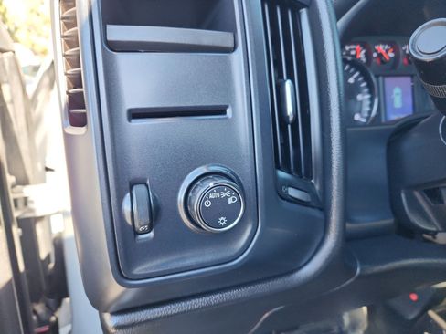 Used 2017 Chevrolet Silverado 1500 Custom w/ Custom Convenience Package image 31