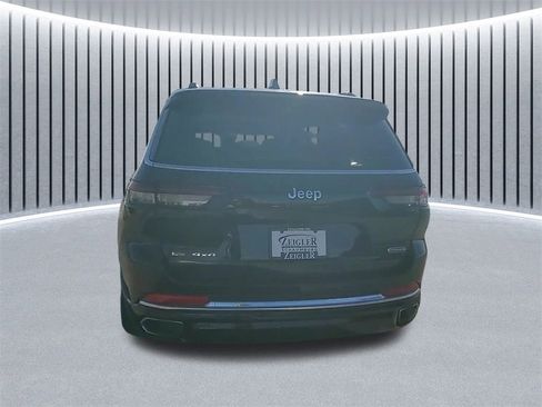 Used 2023 Jeep Grand Cherokee L Overland w/ Advanced Protech Group III image 4