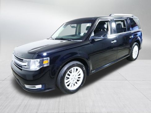 Used 2017 Ford Flex SEL w/ Equipment Group 202A AWD/4WD image 3