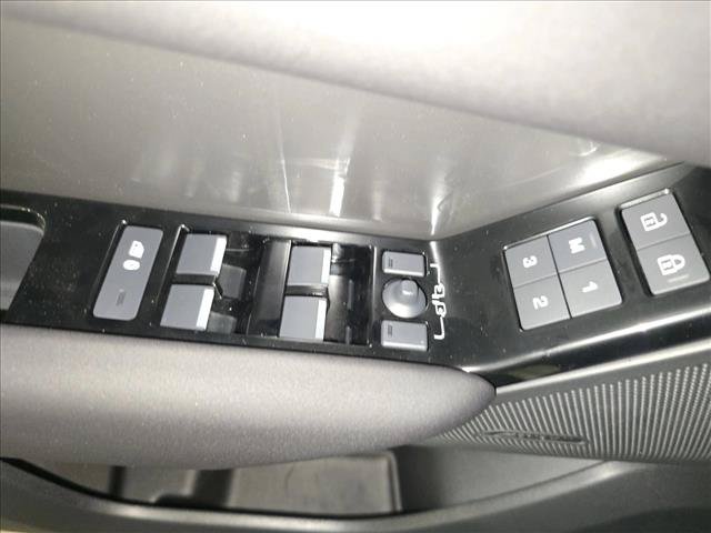 New 2026 Land Rover Range Rover Velar S AWD/4WD image 28