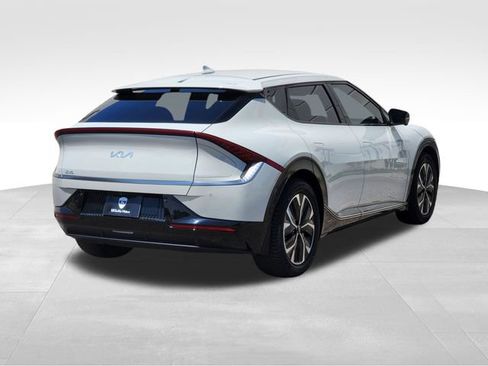Used 2022 Kia EV6 Wind w/ Wind Technology Package AWD/4WD image 9