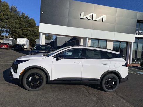 New 2026 Kia Sportage X-Line image 2