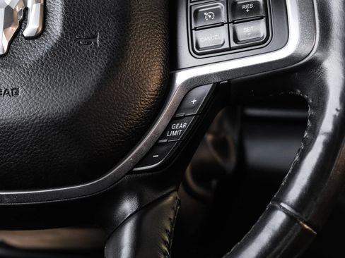 Used 2020 RAM 3500 Laramie AWD/4WD image 22