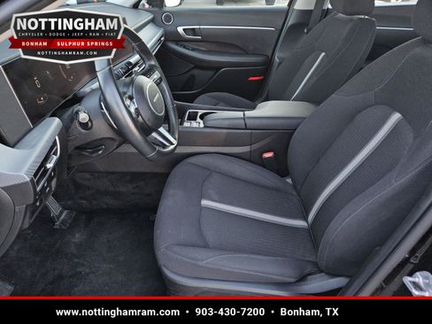 Used 2025 Hyundai Sonata SEL FWD image 25