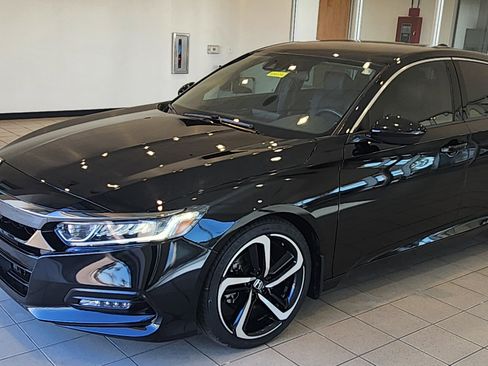 Certified 2018 Honda Accord Sport image 8