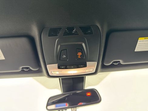 Used 2018 BMW M3 RWD image 15