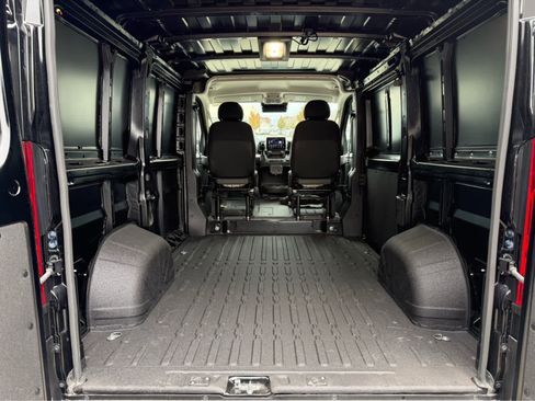 New 2026 RAM ProMaster 1500 w/ Premium Convenience Group image 9
