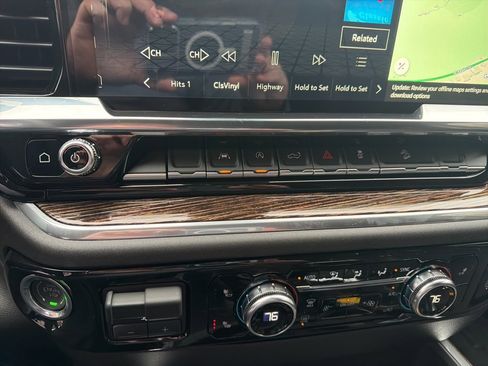 New 2026 GMC Sierra 1500 Elevation image 18