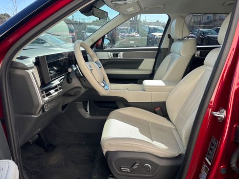 Used 2025 Hyundai Santa Fe SEL image 28