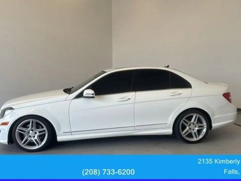Used 2013 Mercedes-Benz C 300 4MATIC Sedan image 7