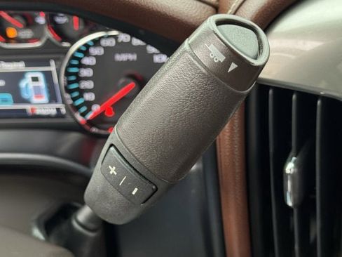 Used 2016 Chevrolet Silverado 2500 High Country w/ Duramax Plus Package image 21