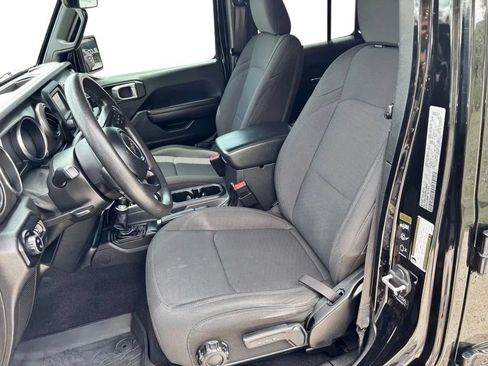 Used 2021 Jeep Gladiator Sport AWD/4WD image 21