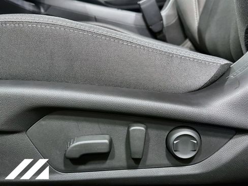New 2026 Subaru Crosstrek 2.5i Premium AWD/4WD image 19