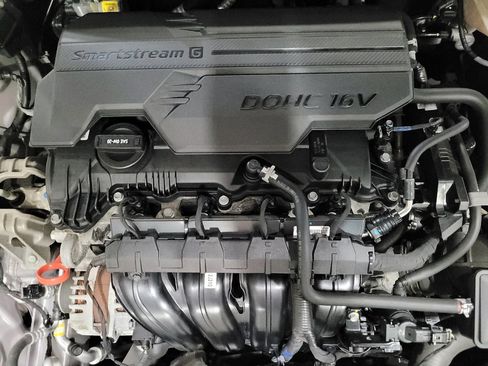 Used 2023 Hyundai Elantra SEL w/ Cargo Package FWD image 30