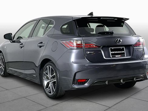 Used 2016 Lexus CT 200h image 11