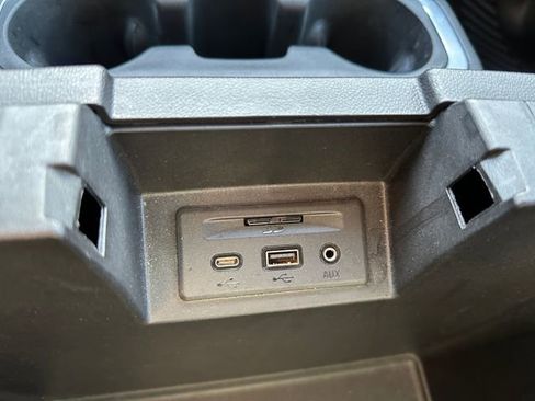 Used 2022 Chevrolet Silverado 2500 LTZ w/ LTZ Plus Package image 27