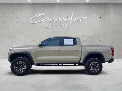 Used 2023 Chevrolet Colorado ZR2 image 13