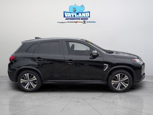 Used 2021 Mitsubishi Outlander Sport SE image 6