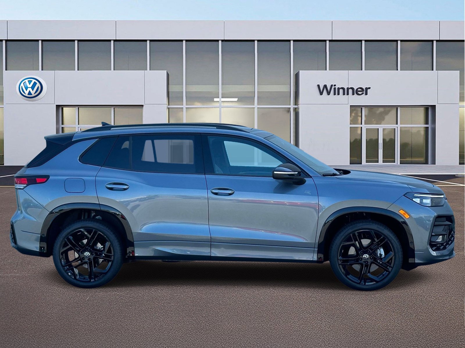 New 2026 Volkswagen Tiguan SE R-Line AWD/4WD image 6