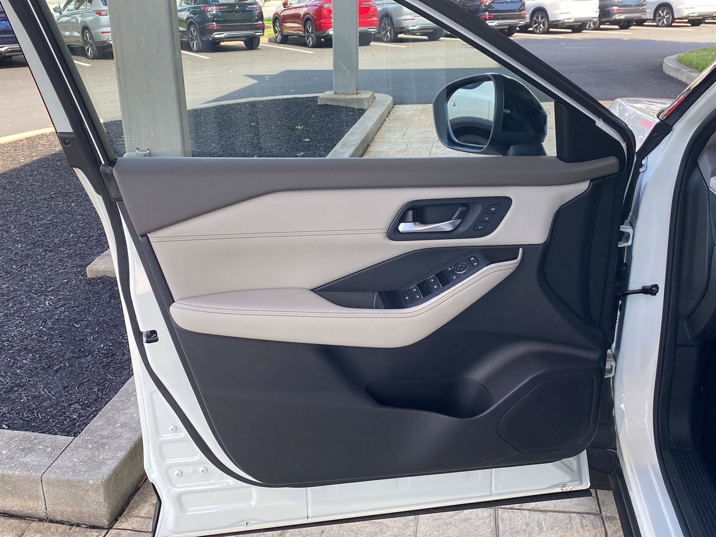 Certified 2023 Nissan Rogue SL AWD/4WD image 24