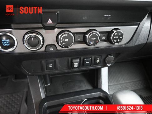 Used 2020 Toyota Tacoma TRD Off-Road image 18