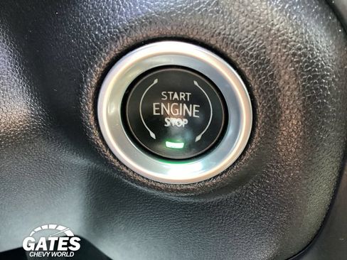 Used 2021 Chevrolet Silverado 1500 RST AWD/4WD image 18