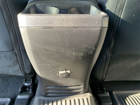 Used 2023 Toyota Tacoma TRD Sport image 31