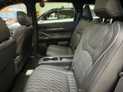 New 2026 INFINITI QX60 Autograph w/ Dark Cargo Package AWD/4WD image 11