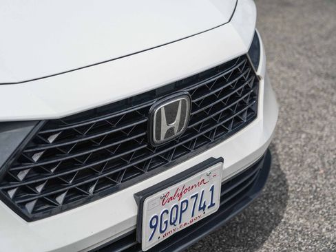 Used 2023 Honda Accord EX image 3