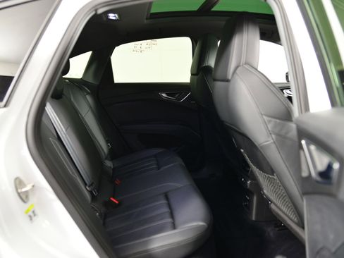 Certified 2023 Audi Q4 e-tron Premium Plus w/ Premium Plus image 21