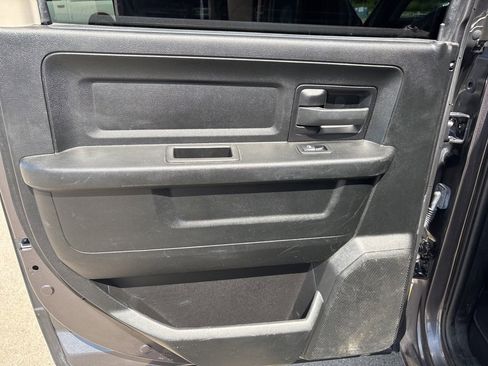 Used 2018 RAM 1500 Tradesman w/ Popular Equipment Group image 19