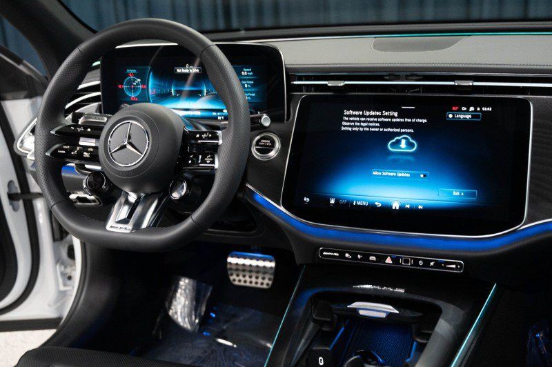 New 2027 Mercedes-Benz E 53 AMG e 4MATIC Sedan image 18