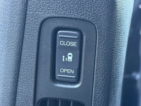 Used 2018 Honda Odyssey EX-L image 36