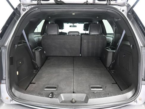 Used 2014 Ford Explorer XLT w/ Equipment Group 202A AWD/4WD image 50