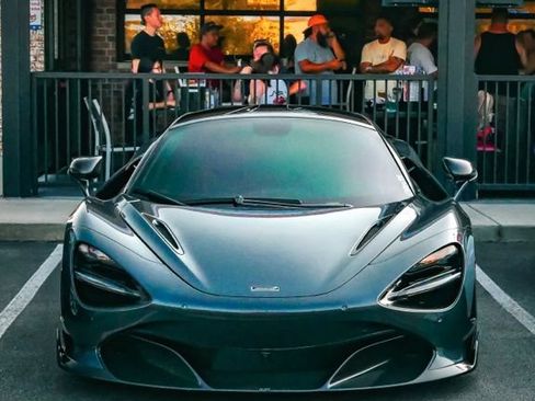 Used 2019 McLaren 720S Performance RWD image 7