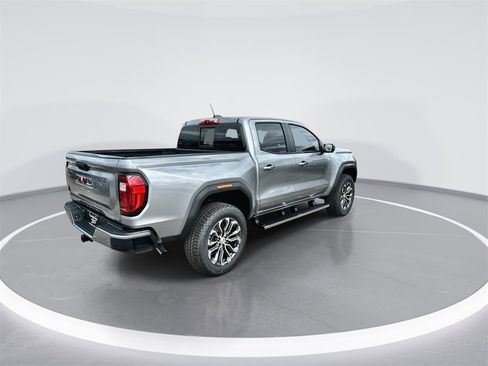 New 2026 GMC Canyon Denali image 8