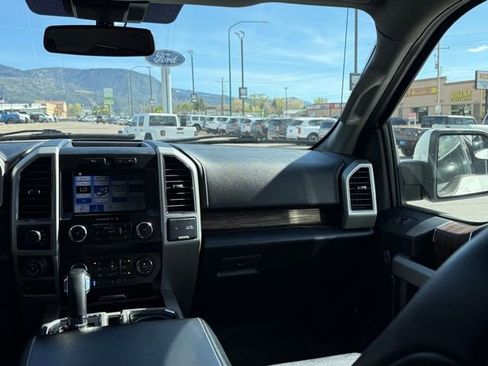 Used 2019 Ford F150 Lariat w/ Trailer Tow Package AWD/4WD image 16