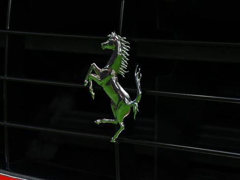 Used 2014 Ferrari California RWD image 3