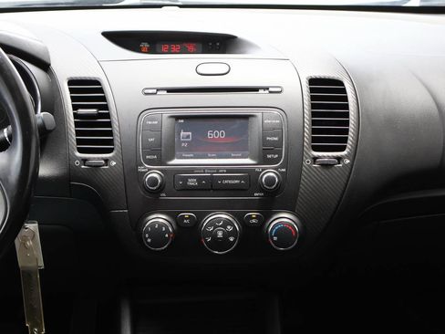 Used 2015 Kia Forte EX w/ UVO Package W/17" Alloys FWD image 15